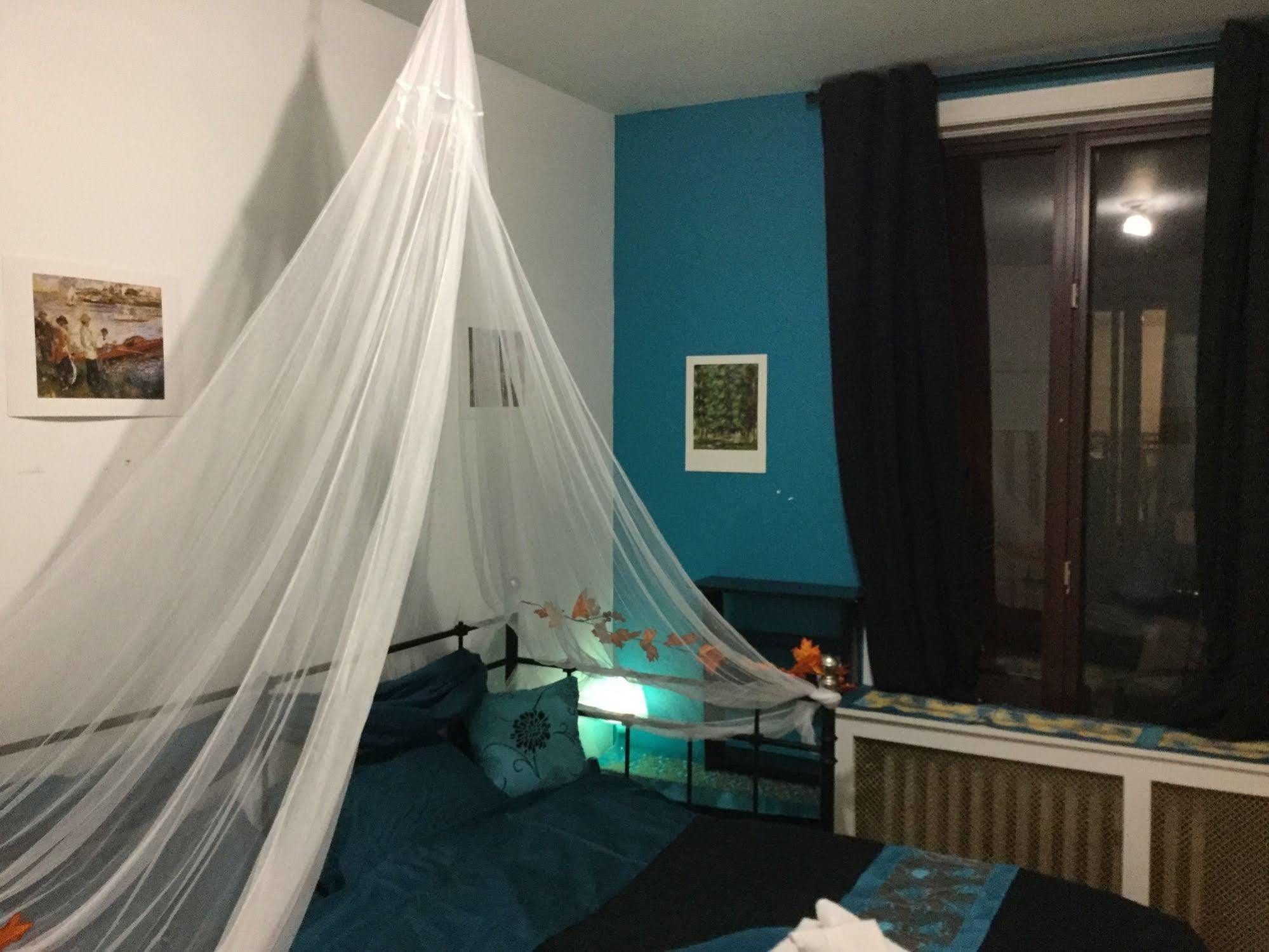Auberge Reboot Hostel مونتريال المظهر الخارجي الصورة