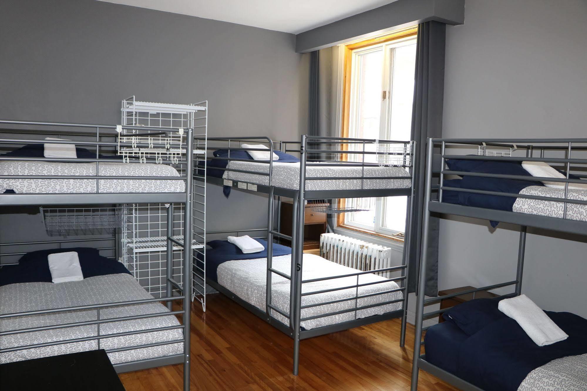 Auberge Reboot Hostel مونتريال المظهر الخارجي الصورة