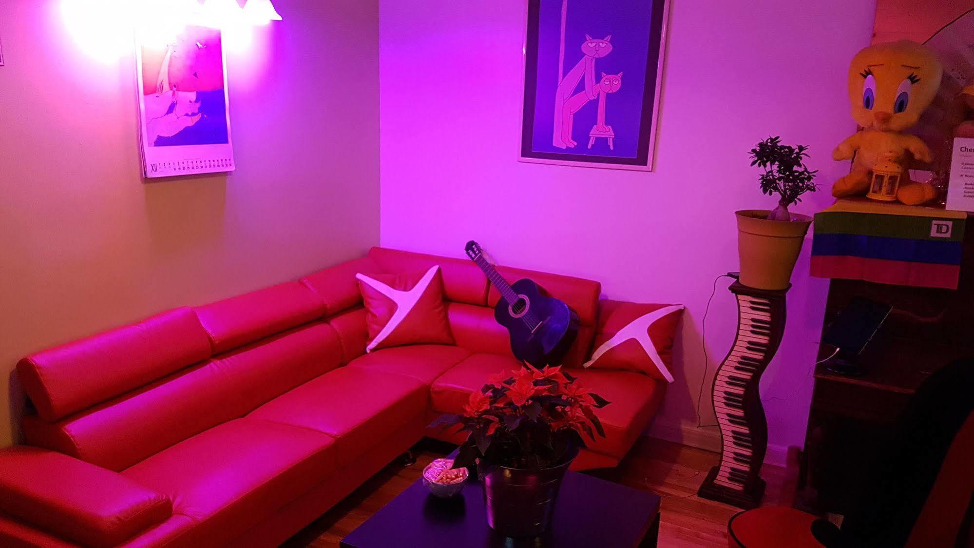Auberge Reboot Hostel مونتريال المظهر الخارجي الصورة