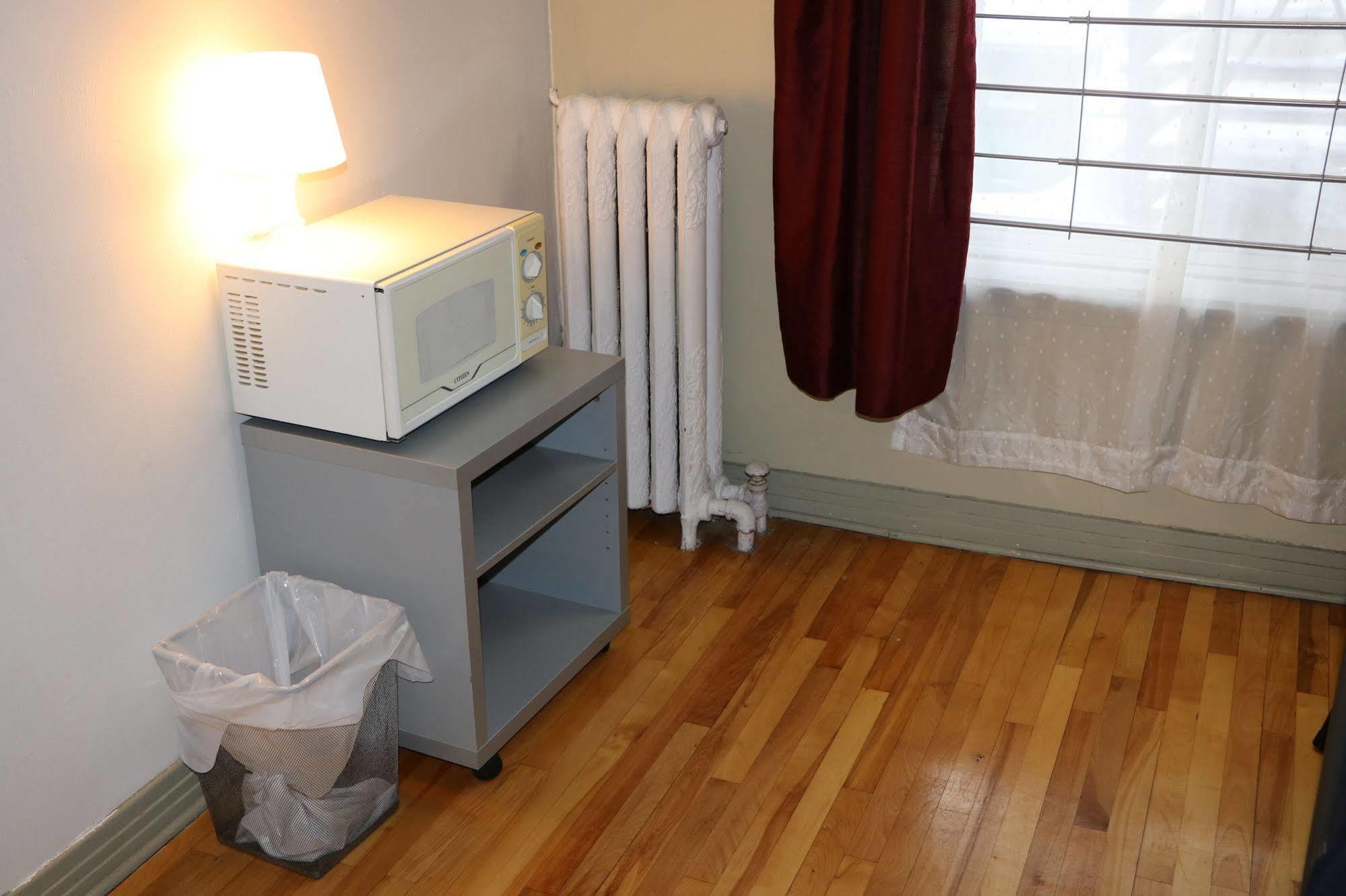 Auberge Reboot Hostel مونتريال المظهر الخارجي الصورة