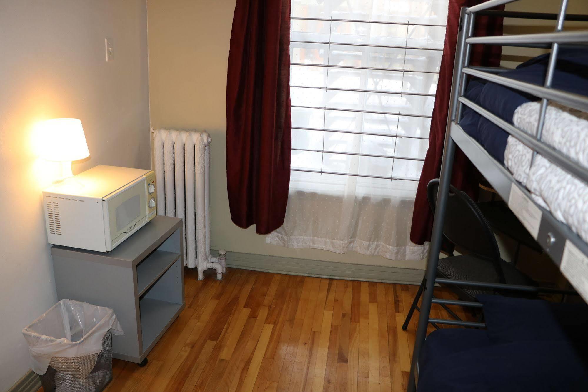 Auberge Reboot Hostel مونتريال المظهر الخارجي الصورة